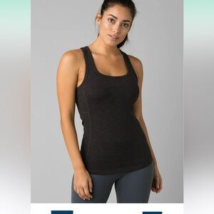 Prana Becksa tank